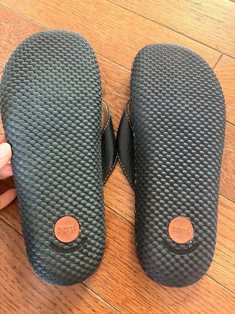 Vintage Born Men's Corvo II Flip-Flop, Black, Size 9 / 40.5